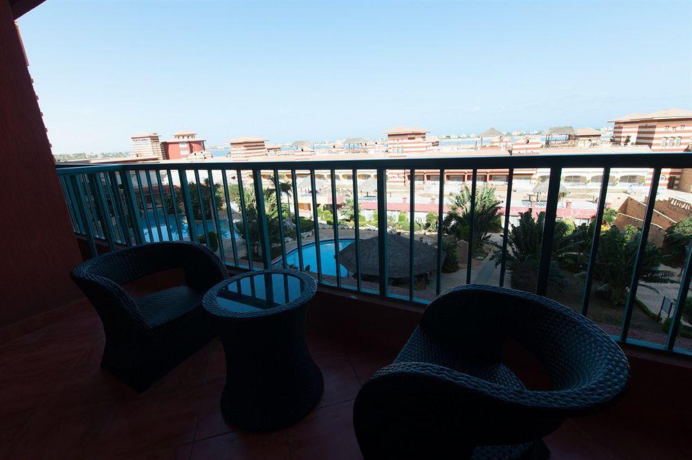 Porto Marina Apartments Powered By Amer-Group El Alamein Buitenkant foto